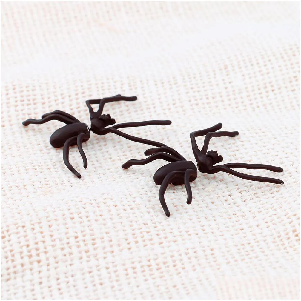 2017 punk black spider charm ear stud women`s halloween party evening gift earrings for ladies fashion jewelry