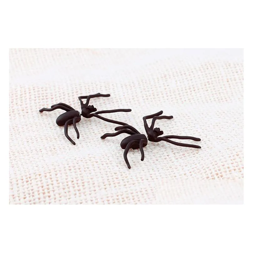 2017 punk black spider charm ear stud women`s halloween party evening gift earrings for ladies fashion jewelry