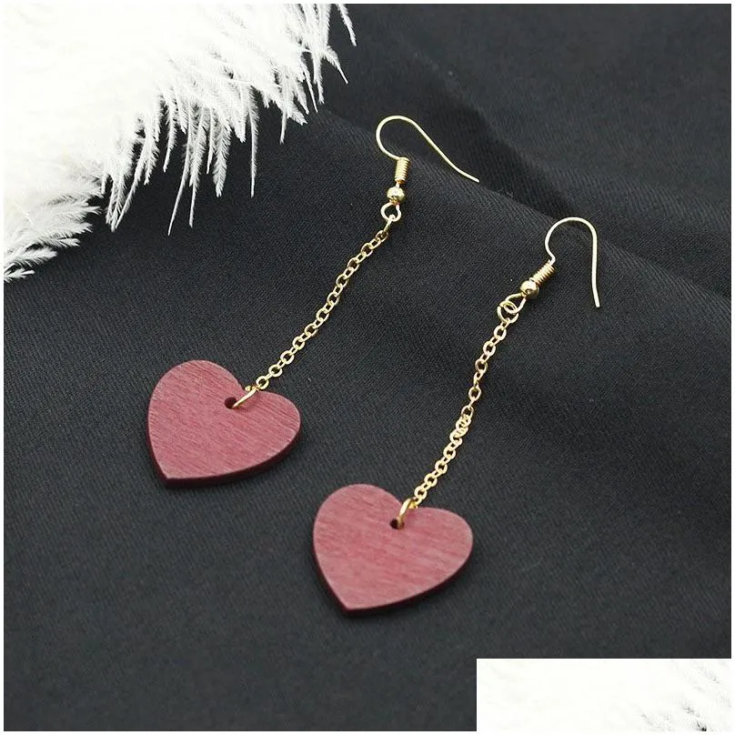 new korean wooden heart with lovers dangling earrings women wood wine red hearts clip on earrings for ladies fashion sexy jewelry