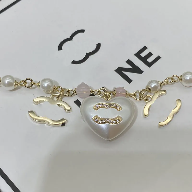 Luxury designer bracelet pendant Charms bracelets for women pearl Love Heart Bracelets Fashion Trend Premium Temperament Elegant Classic Jewelry Gifts nice