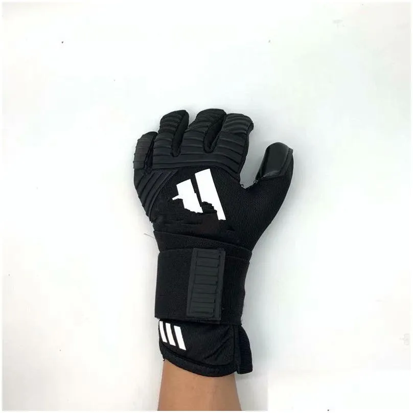 4mm top quality soccer goalkeeper gloves football predator pro same paragraph protect finger performance zones techniques adult size