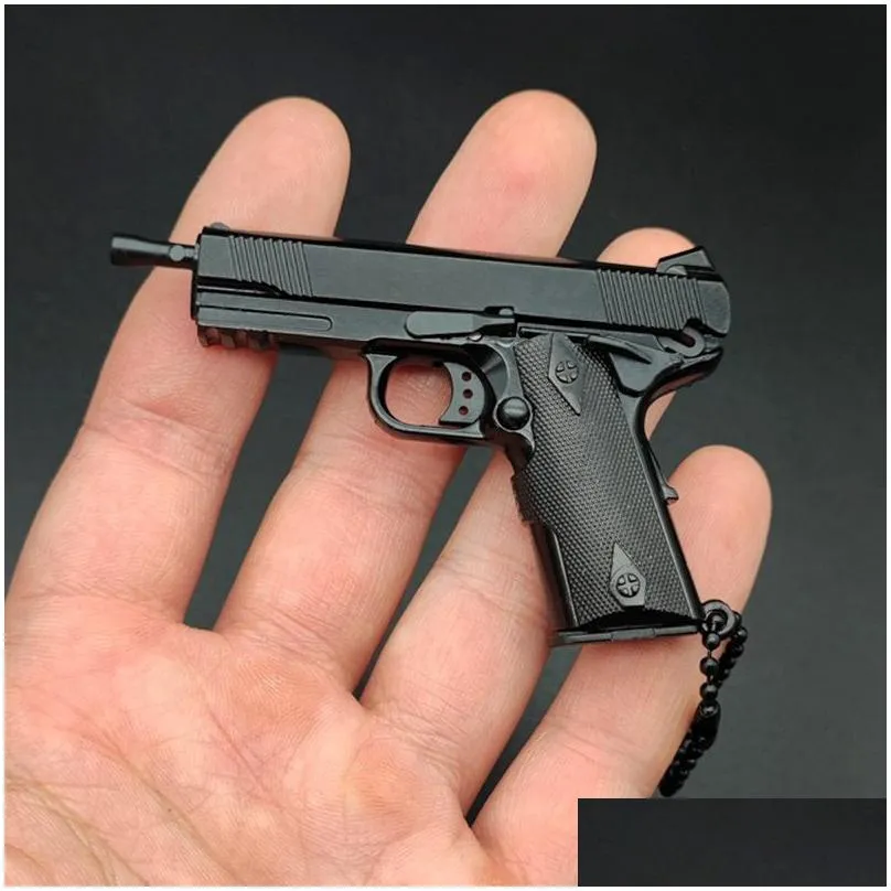 metal gun model 1:3 gun keychain pendant detachable handmade miniature pistol toys free assembly gift 1987