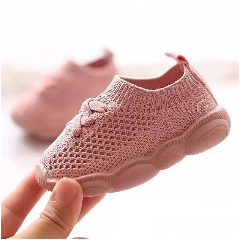 2023 wholesale kids shoes first walkers antislip soft bottom jelly sneaker casual flat children size girls boys sports letters sneakers shoe for newborn