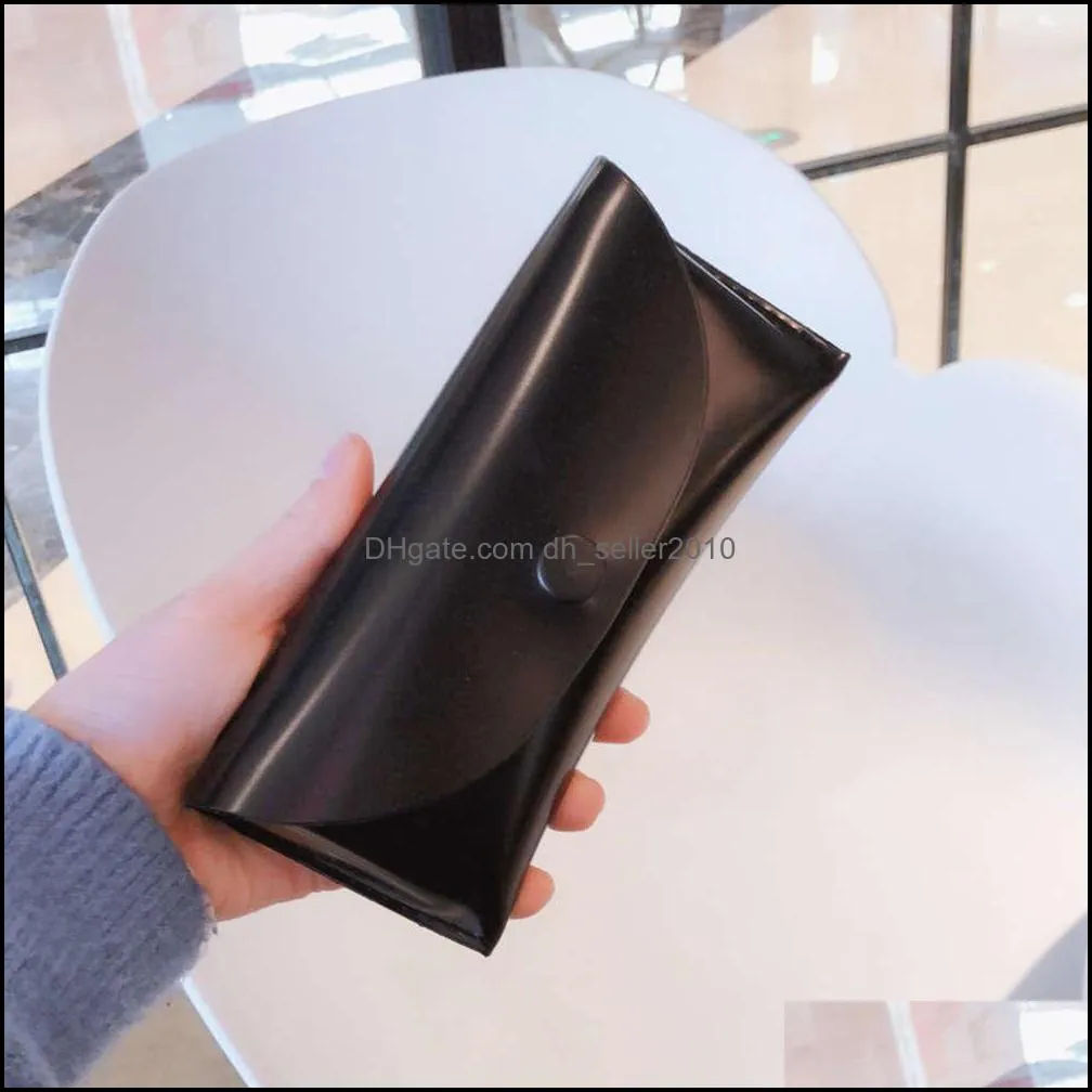 New soft leather case large portable simple black fashion men`s and women`s small  sunglasses storage box 546 T2