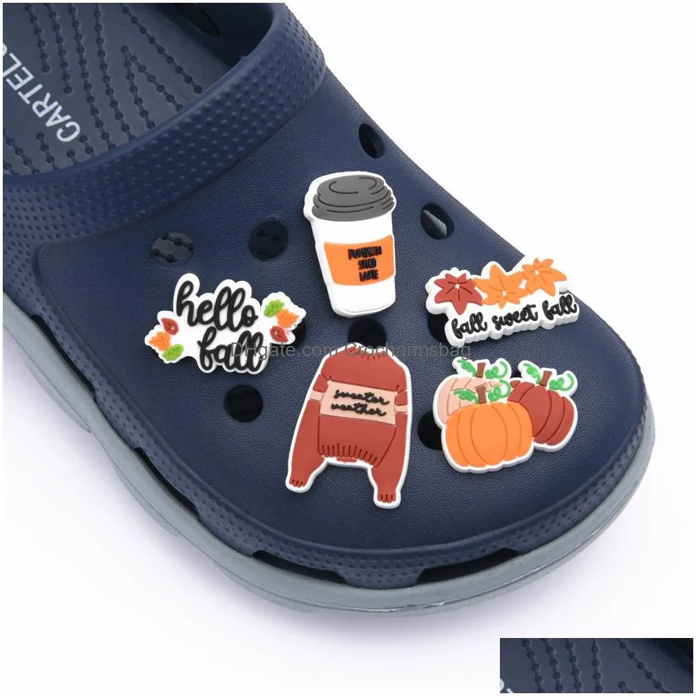 Wholesale Hocus Pocus Shoes Charms Popular Halloween Moives Clog Shoe Charms Decoration Custom Soft Rubber Pumpkin Croc Charm for kids holiday
