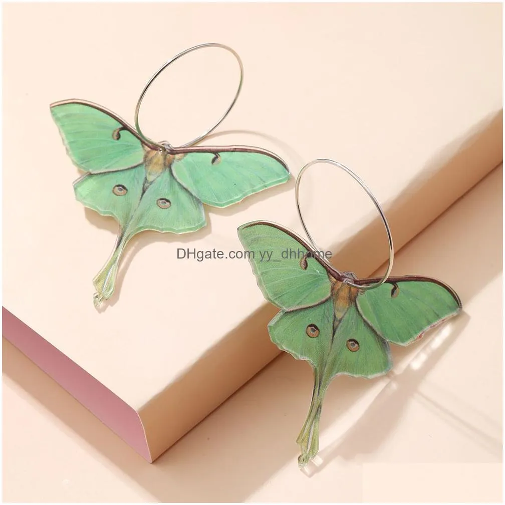 fashion green butterfly acrylic dangle earrings women girl vintage moth earrings funny lifelike animal jewelry creative gift