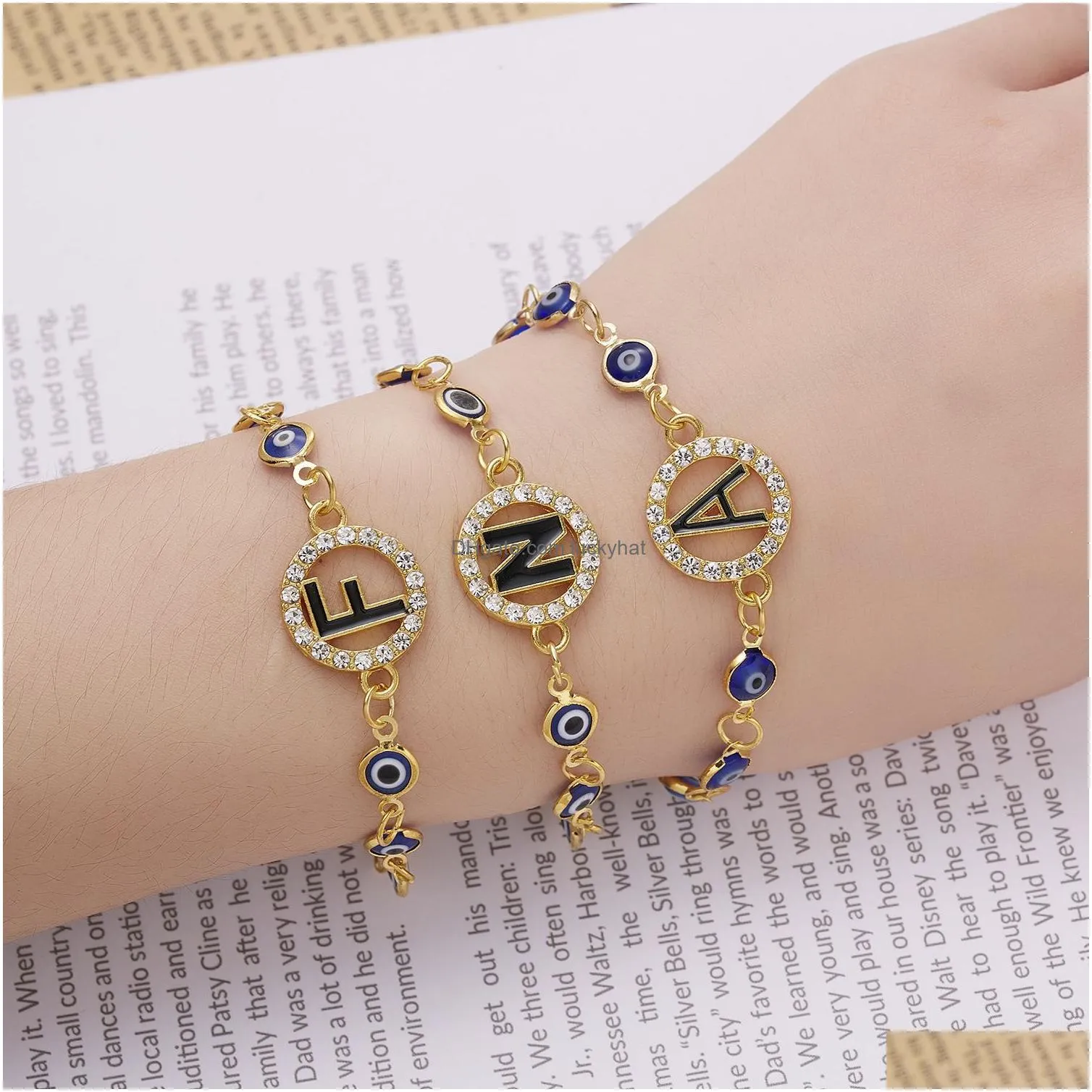 Trendy A-Z Letter Lucky Blue Eyes Identification Charm Bracelet Female Fashion Turkish Evil Eye Bracelets Shiny Rhinestone Luxury Jewelry