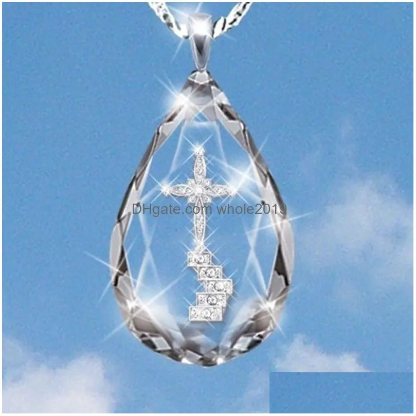 Fashion chic Gold Silver Two Tone Cross Religious Jesus Pendant Crystal Drop Cross Necklace for Men Women
