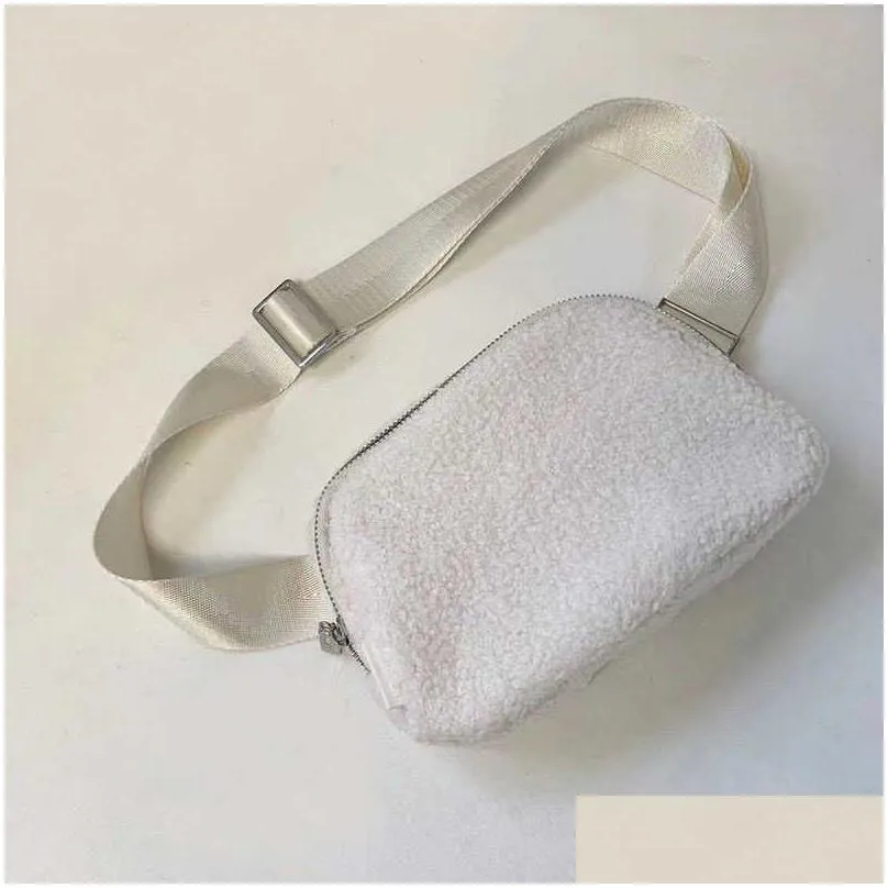 Outdoor Sports Bags LU Belt Fleece Bag Women Men Winter plush Waist Bag Ladies Sport Gym Elastic Adjustable Strap Zipper Fanny pack