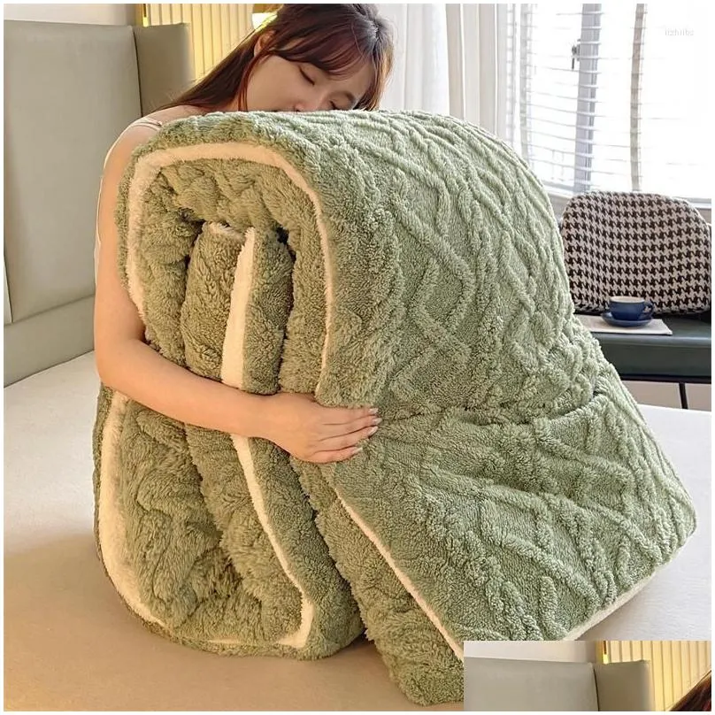 Blankets Super Thick Winter Warm Blanket For Bed Artificial Lamb Cashmere Weighted Soft Comfortable Warmth Quilt Comforter