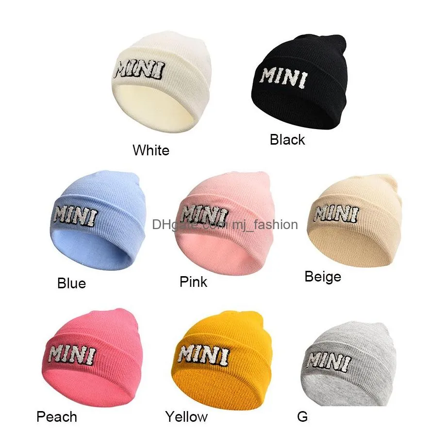 2023 Mama Letter Mini Keep Warm Skull Caps Fashion New Outdoor Solid Color Women Beanies Winter Hat