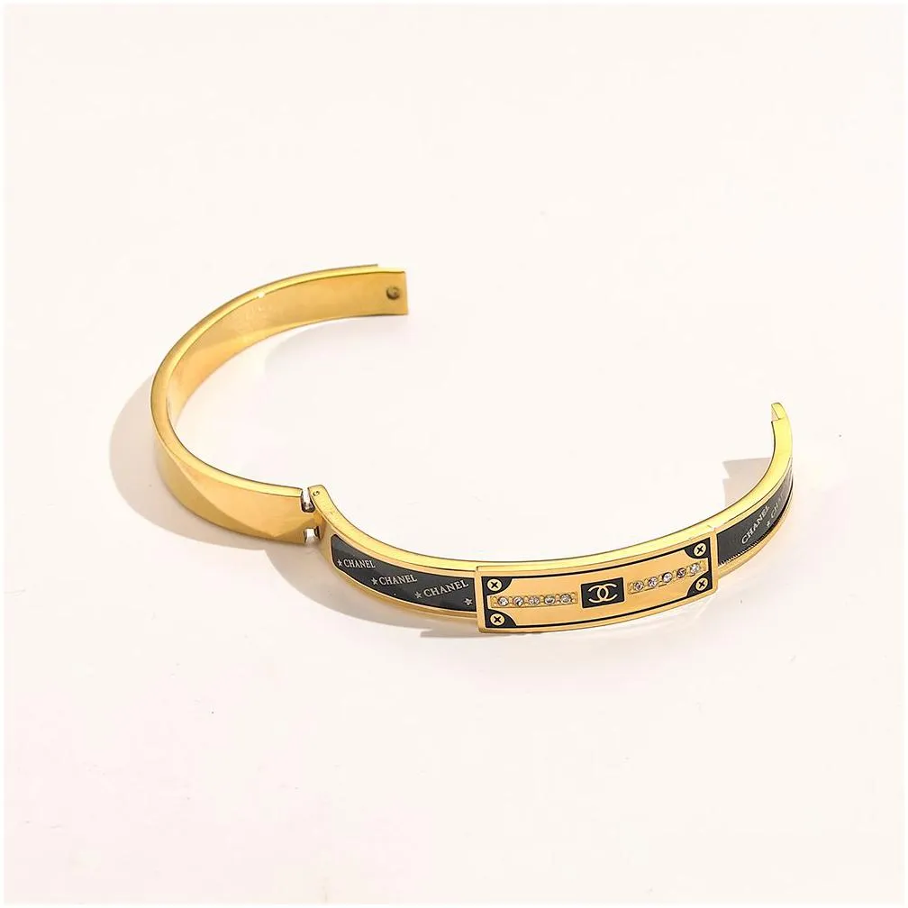 luxury 18k gold love bangle bracelet luxury spring jewelry diamond bracelet charming women romantic party gift cuff bracelet jewelry wholesale