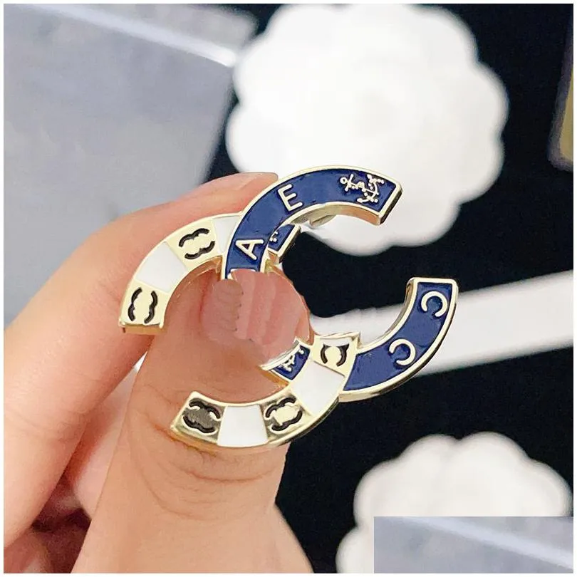 brand gold brooch womens gift love brooch fashion spring romantic letter pins brooch designer jewelry pins wedding party couple accessory with