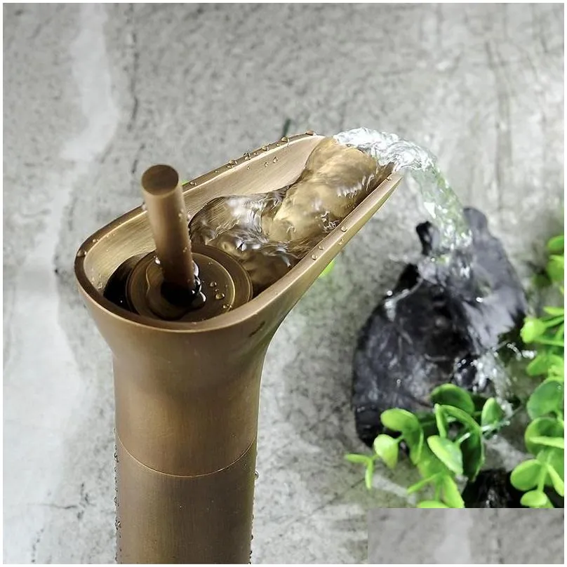 Bathroom Sink Faucets Antique Brass Open Spout Waterfall Basin Faucet Torneira Banheiro Wine Glass Single Handle Mixer Tap Vessel