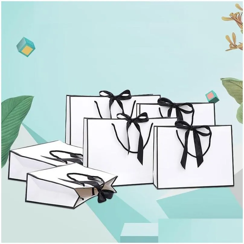 Creative design Large Black border White kraft paper bag with handle Wedding Party Favor bowknot Paper Gift Bag LX01480