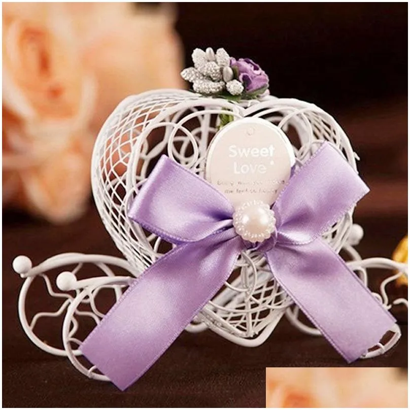 Europen Style Iron Small Cinderella Carriage Candy Box Baby Shower Favor Love Heart Candy Boxes Wedding Decor Party Supplies ZA1303