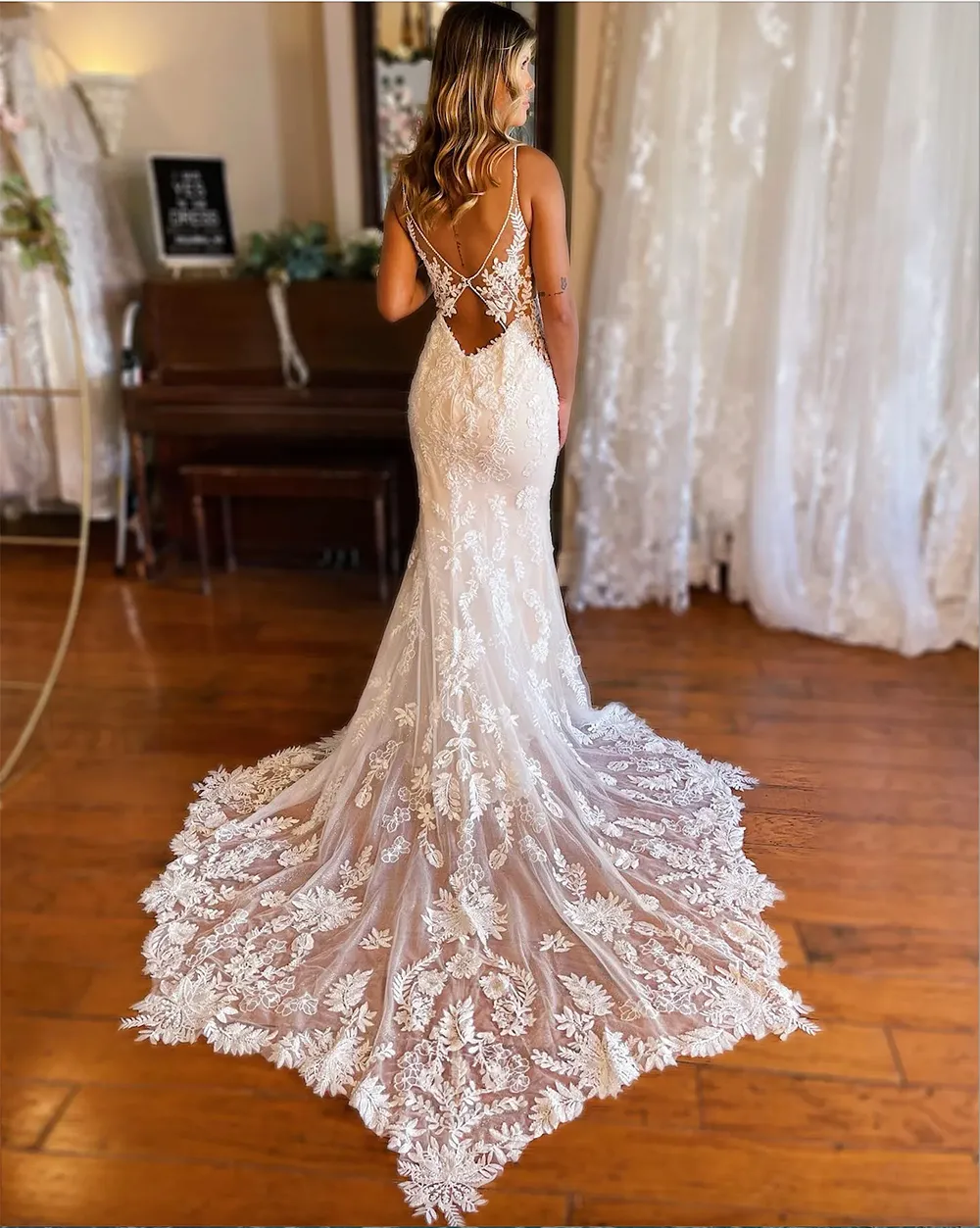 Gorgeous Lace Mermaid Wedding Dresses 2023 Sexy Backless Spaghetti Straps Western Summer Boho Bridal Gowns Custom Made Robes