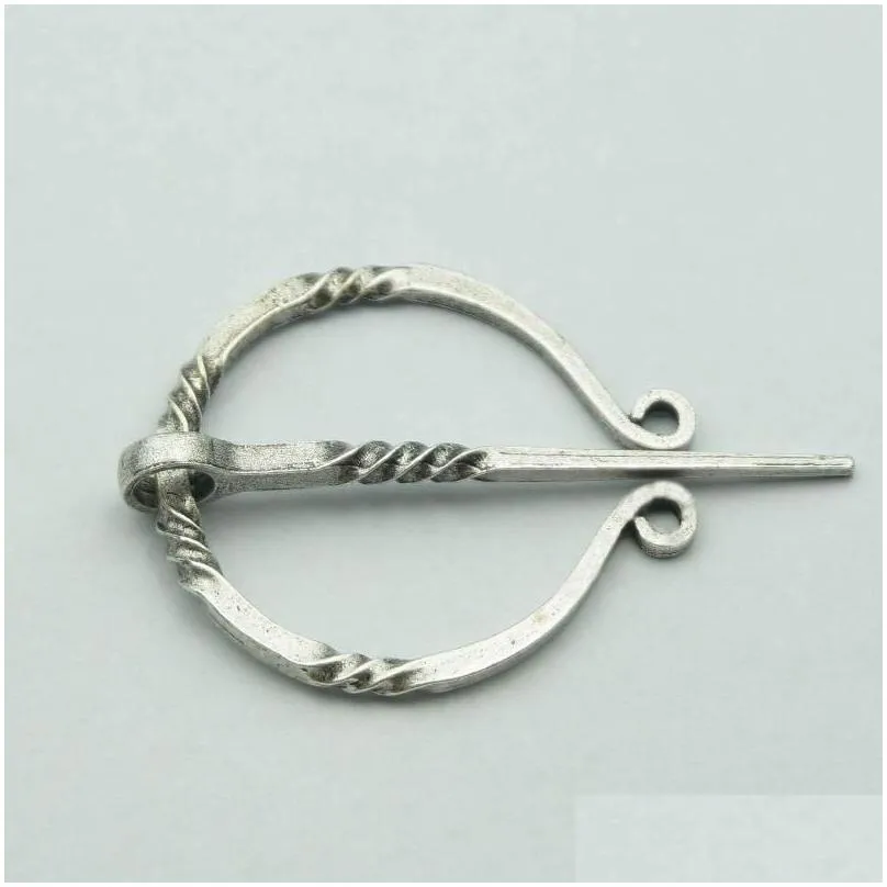 Brooches 10pcs Vintage  Metal Brooch Clasp Celtic Pin Women Men Accessories