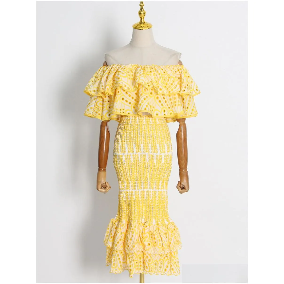 australian two piece dress trendy ruffled heavy embroidered one shoulder short top with a slim high waisted fishtail skirt set