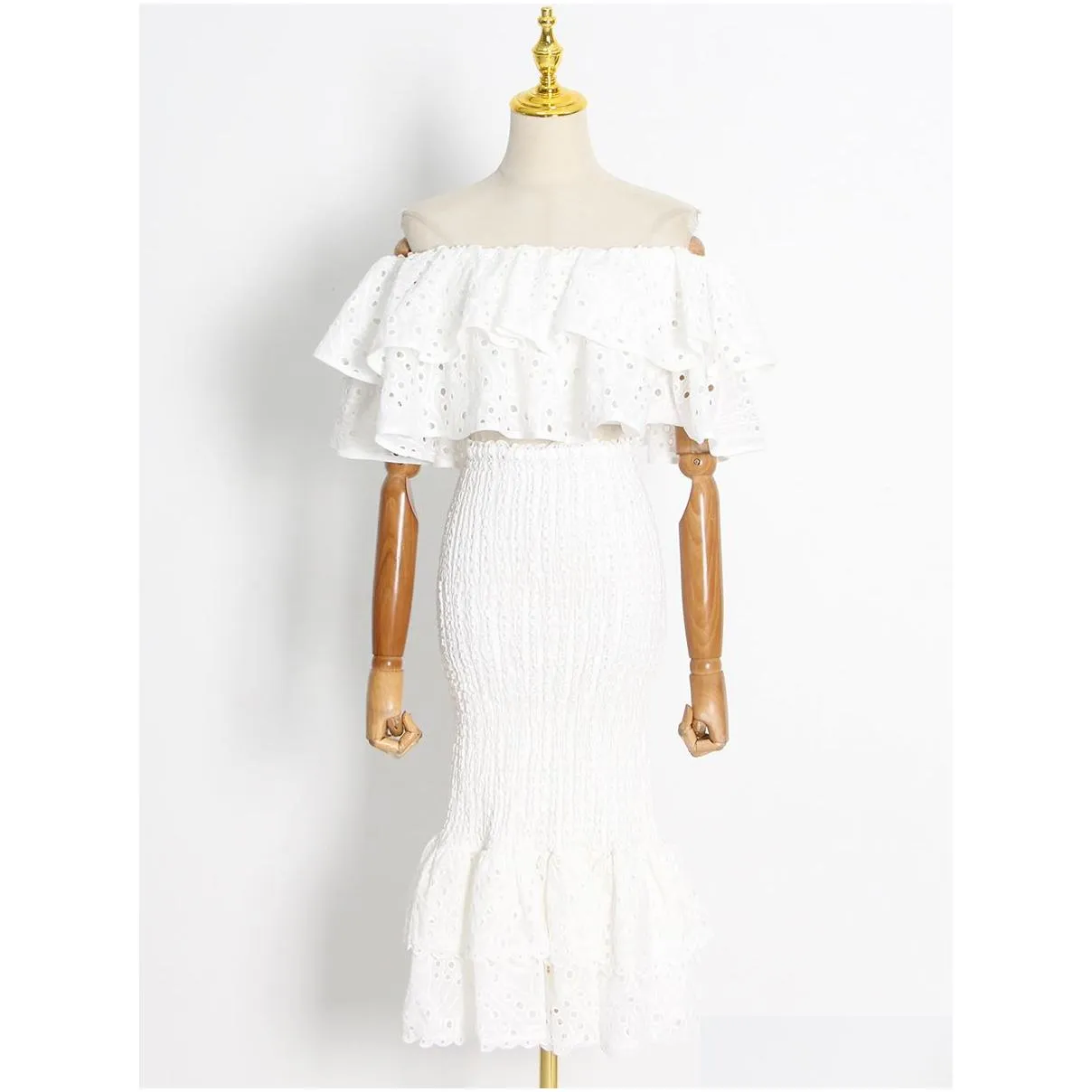 australian two piece dress trendy ruffled heavy embroidered one shoulder short top with a slim high waisted fishtail skirt set