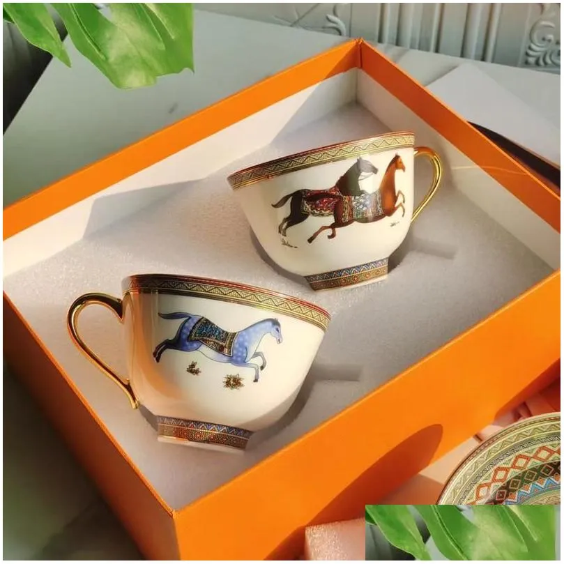 Cups Saucers & Horse Coffee Set Ceramic Mug Porcelain Teaware Luxury Gift Bone China Wedding Decoration Drinkware