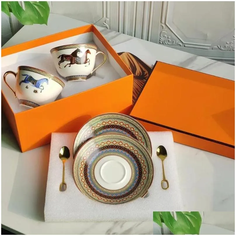 Cups Saucers & Horse Coffee Set Ceramic Mug Porcelain Teaware Luxury Gift Bone China Wedding Decoration Drinkware