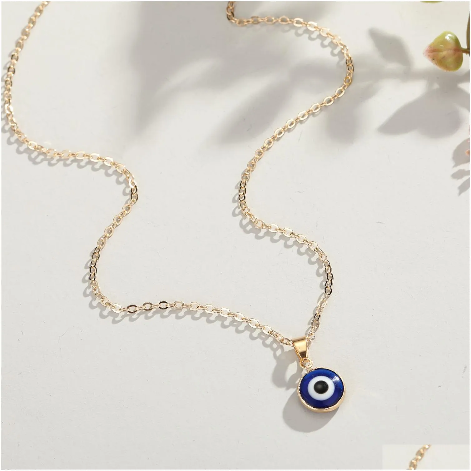 Gold-plated Turkish Devil`s Eyes Necklace Blue Evil Eye Pendant Necklaces for Women