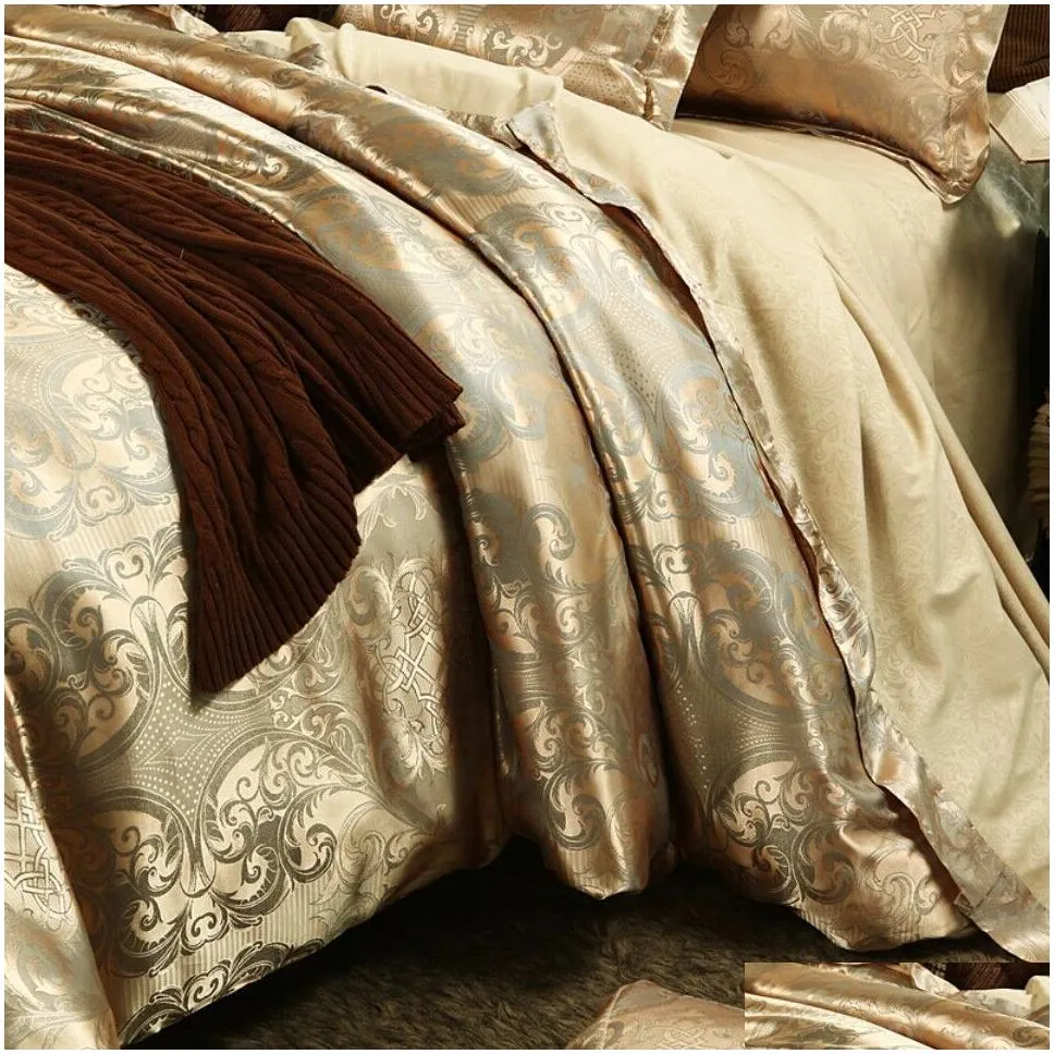 2021 designer bedding sets sation gold queen bed comforters sets cover europe stylish king size bedding sets