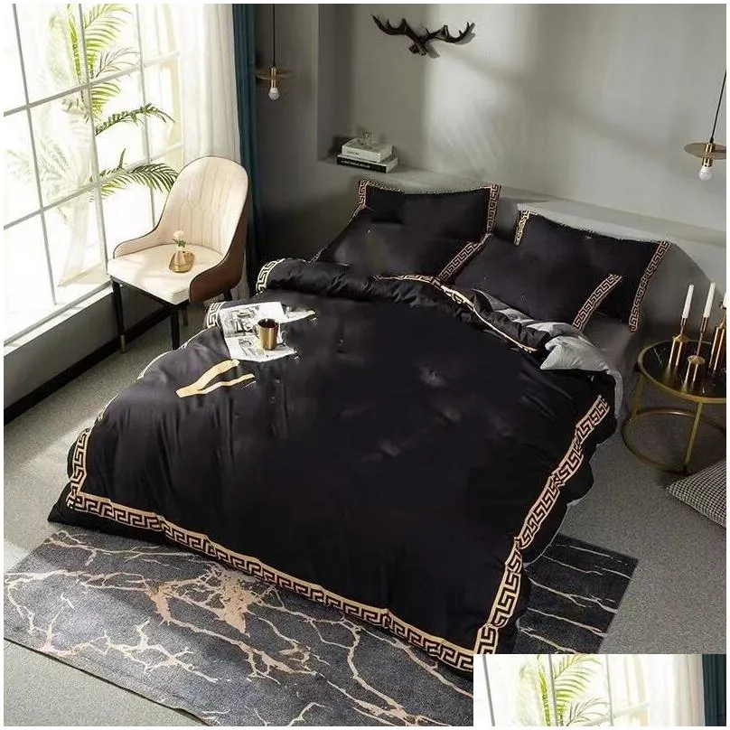 fashion black designer bedding sets duvet cover queen size bed comforters set covers bed sheet pillowcases