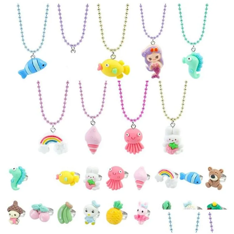 Little Girl Jewelry Beaded Necklace Ring Cartoon Animal Owl Dinosaur Butterfly Pendants Best Friend Friendship Party Favors Dress up Play