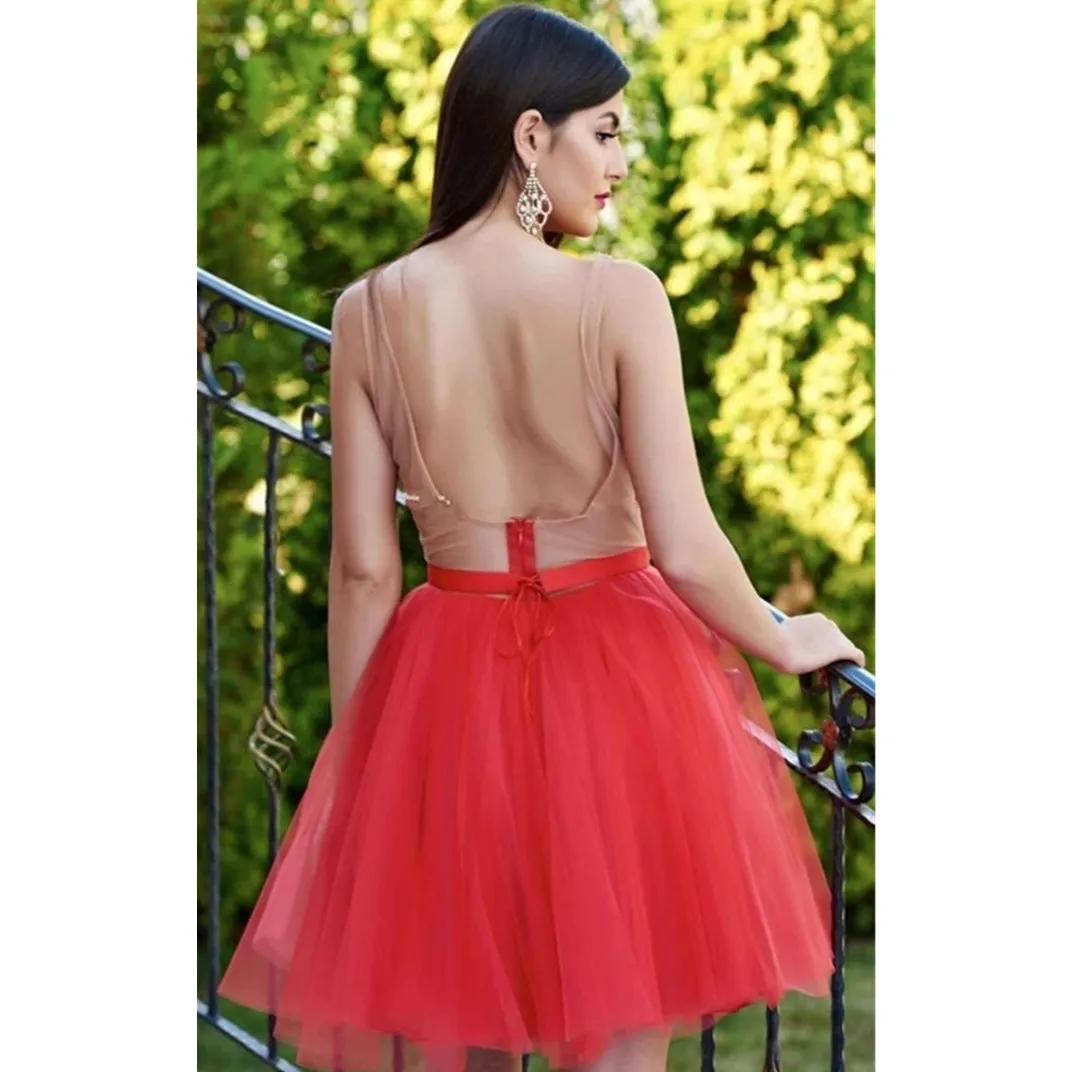 Plus Size Backless Homecoming Dresses For Juniors V Neck Short Prom Gowns A Line Pleated Mini Tulle Cocktail Party Dress