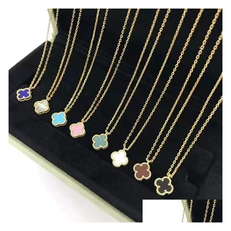 2023 fashion new clover necklace brand mini small version single flower mother shell pendant necklace gift 316l titanium steel designer necklace for