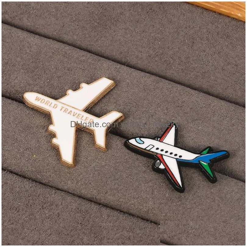 3d stereo aircraft model brooch creative aerospace fighter alloy badge clothes backpack airplane pins accessories