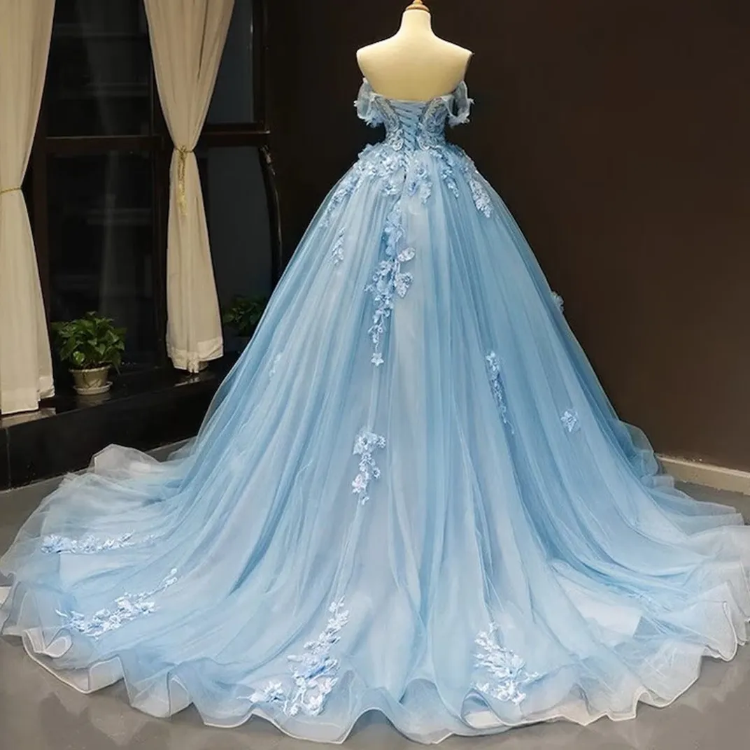 Real Image Princess Quinceanera Dresses A Line Off Shoulder Lace 3D Applique Sweet 16 Gowns Sweep Train Backless Prom Party Gowns 2024