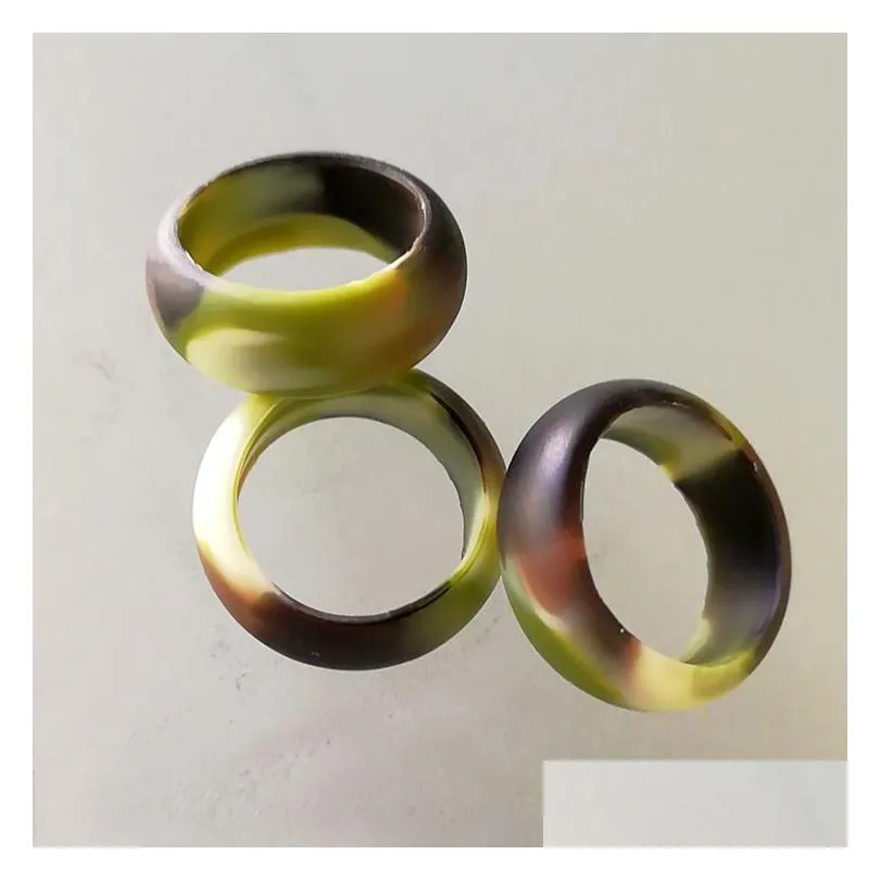 DHgate 3Pcs Lot 8mm Food Grade FDA Silicone Ring Hypoallergenic Crossfit Flexible Camouflage Rubber Finger Rings for Men Women Jewelry Black Jewelry