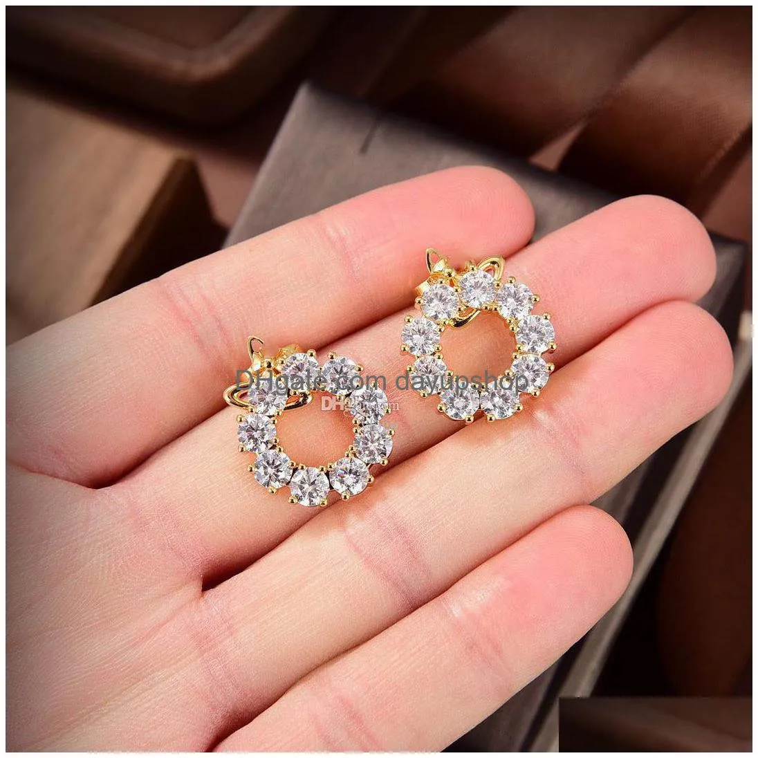 fashion designer brand stud earring for woman letter vivian diamond pearl gold hoop earing westwood women trend saturn earrings 78