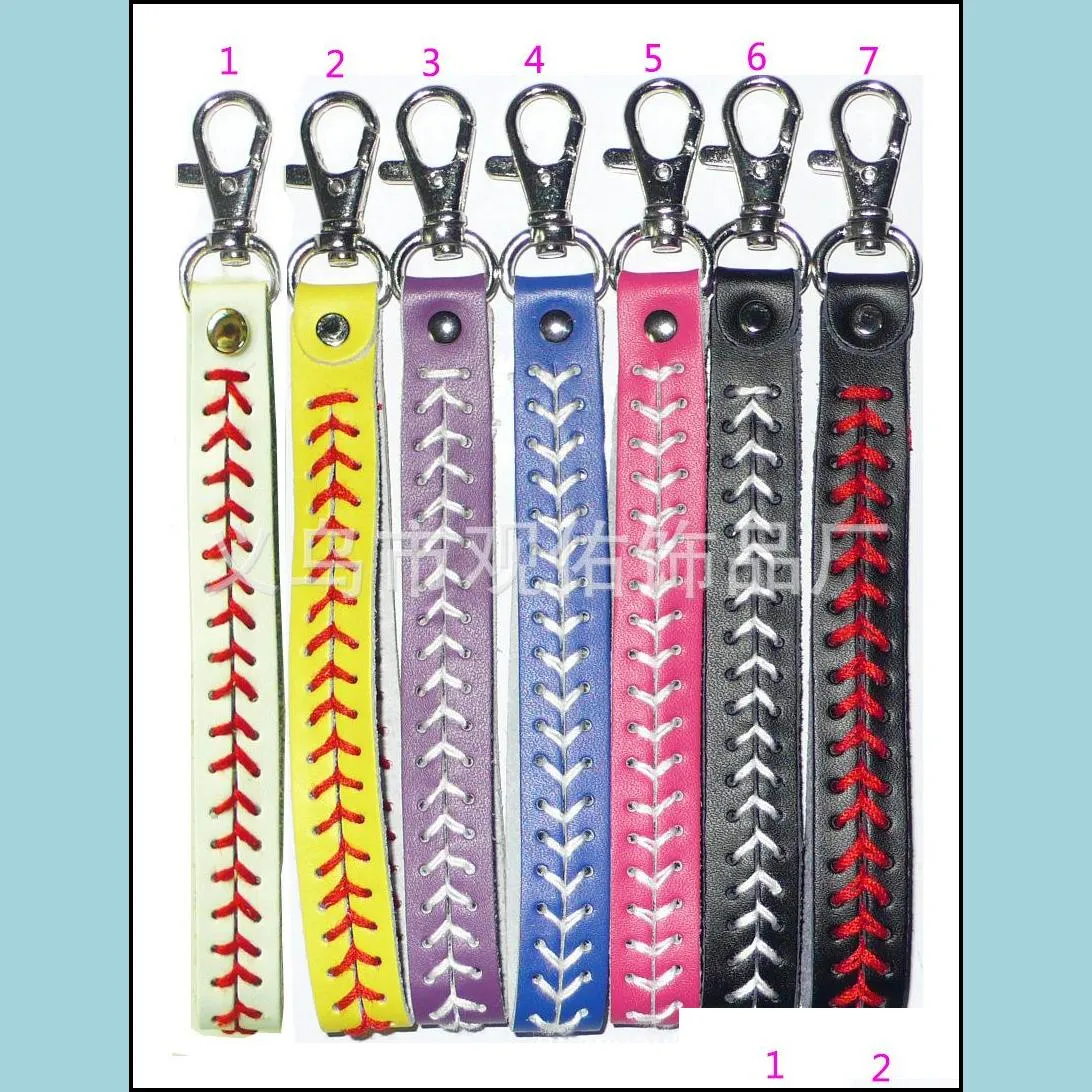 bracelet 2019 new factory cheap baseball keychain fastpitch softball accessories softball baseball keychain fastpitch softball