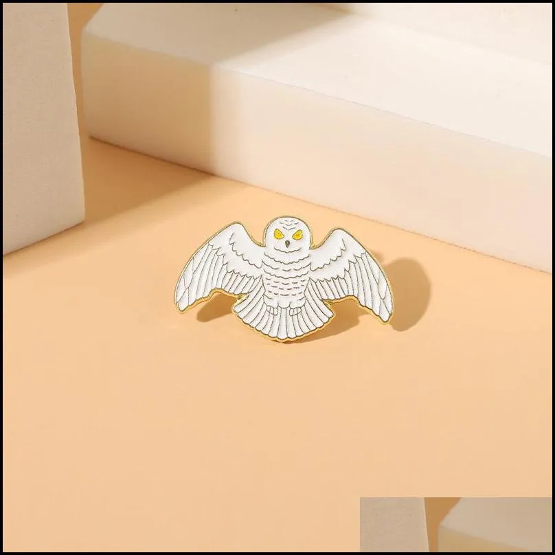 hedwig enamel pins custom magic movie bird messager brooches lapel badges animal fans jewelry gift for kids friends