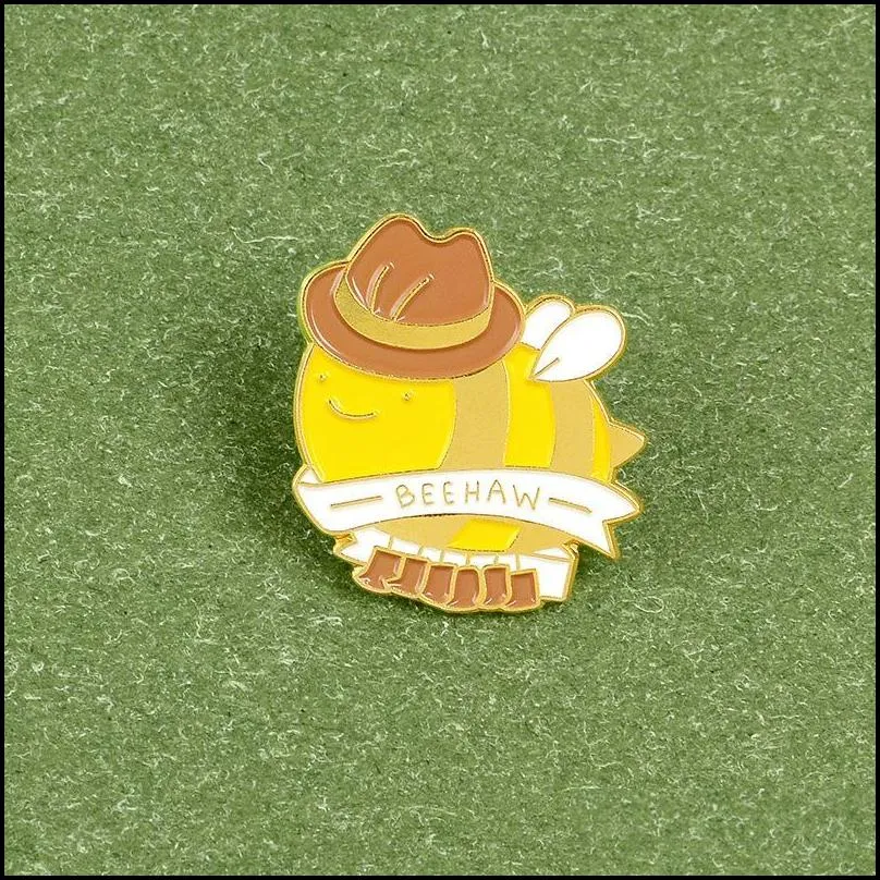 bee enamel pins mr.  bee pin badges beehaw yellow gentleman hat insect brooches lapel clothes backpack bag animal jewelry gifts