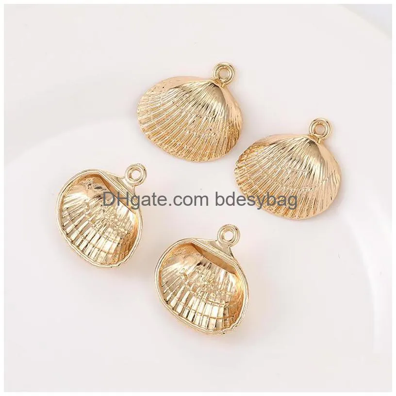 high quality gold shell pendent zinc alloy color preserving electroplating accessories charms necklace bracelet connectors jewelryz