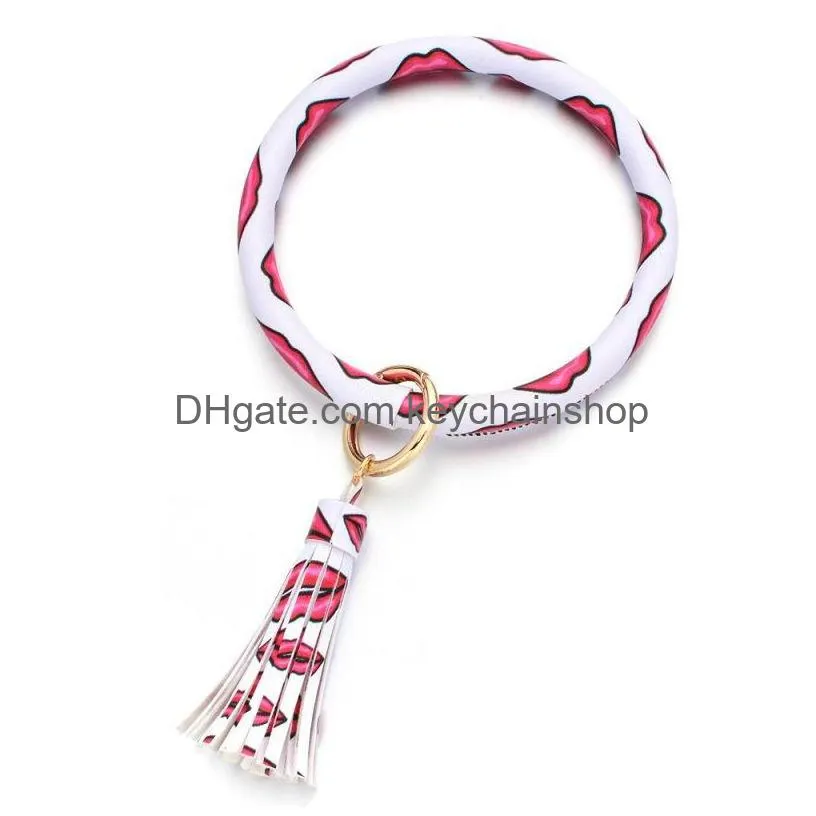 pu leather bracelet keychain with tassel wristbands keychain bangle round rings wrist key ring pendant 29 colors dia 8cm