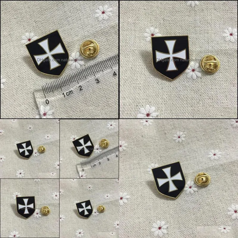 100pcs masonic lapel pin and brooches mason enamel badges white cross black shield christian army crusader knights templar
