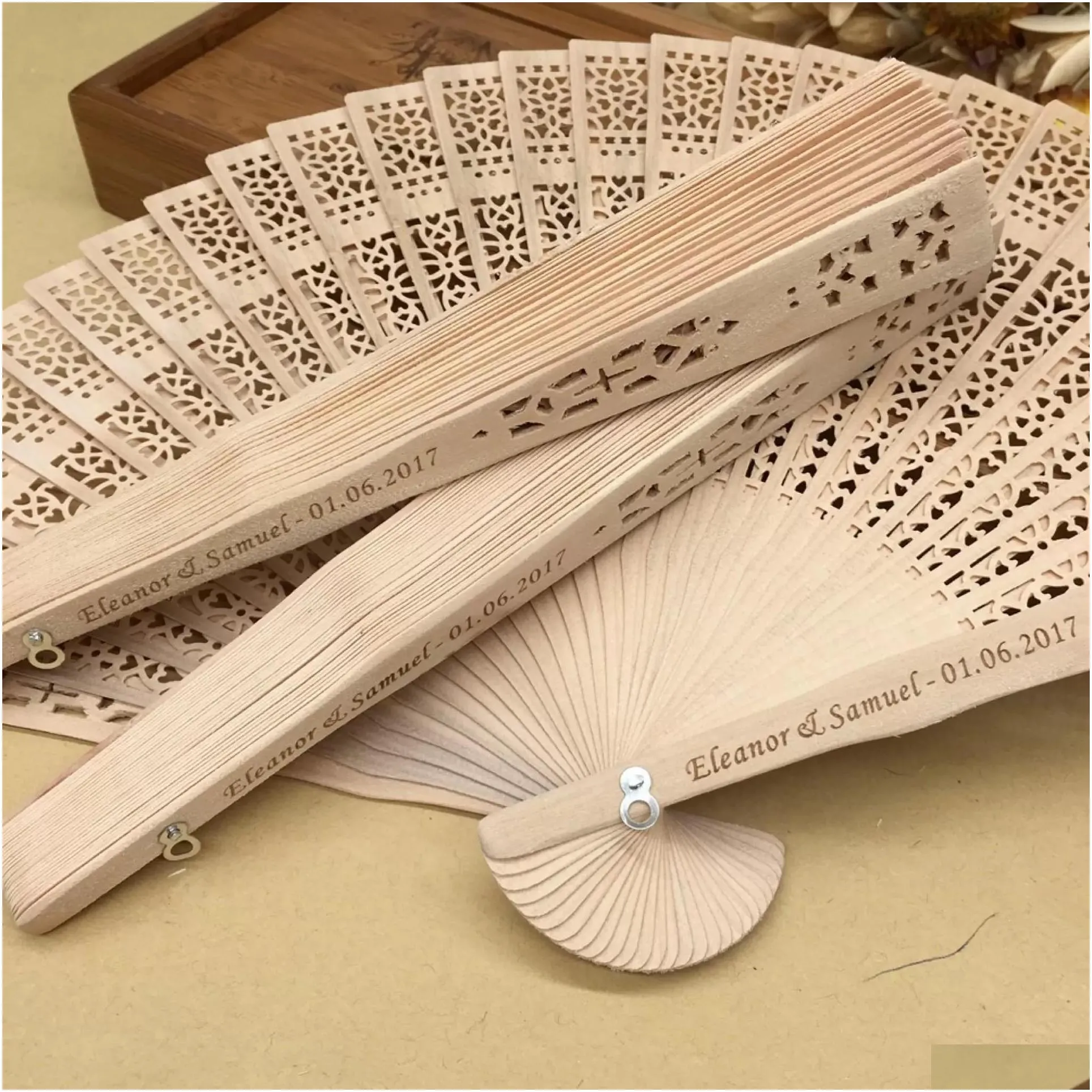 50pcs/lot personalized fans chinese sandalwood fan with organza bag custom made names words hollow out hand fans summer wedding party favor supplies gifts