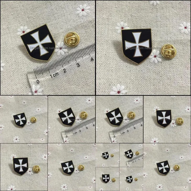 100pcs masonic lapel pin and brooches mason enamel badges white cross black shield christian army crusader knights templar