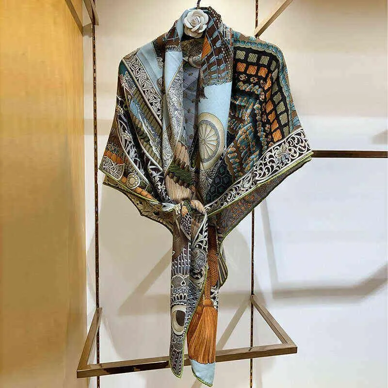 Luxury 70% Cashmere 30% Silk Scarf Women Fashion Winter Thin Kerchief Samurai Armor Print Hand Rolled Shawl Stole 135*135cm 220114