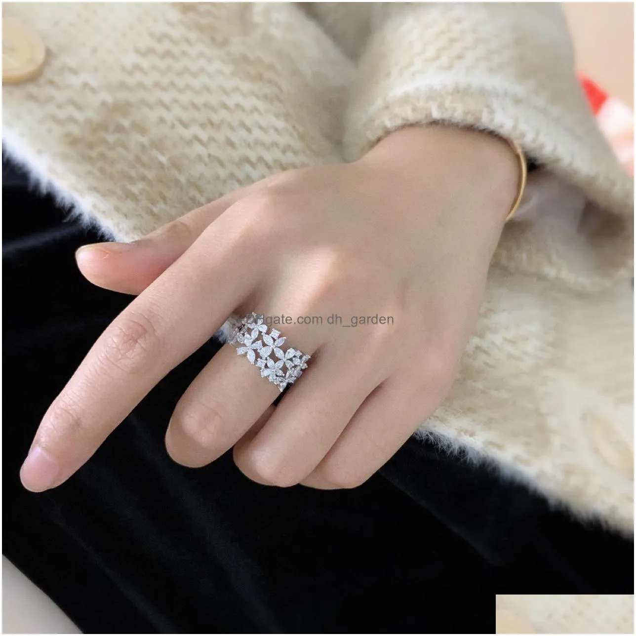 sparkling 925 sterling silver marquise cut moissanite diamond rings party women wedding leaf band ring gift hip hop jewelry