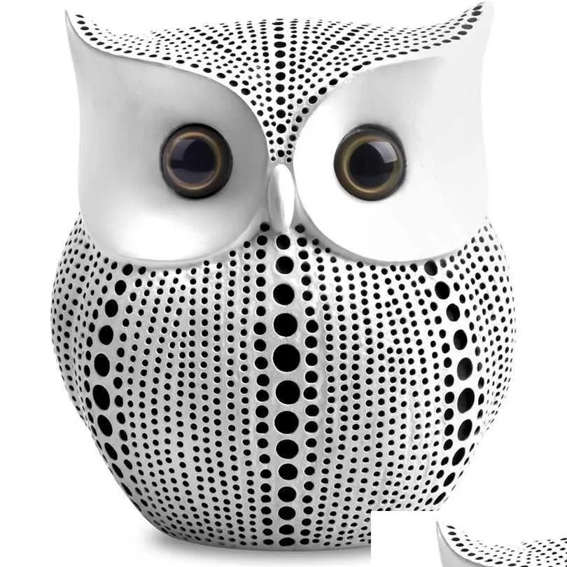 small crafted owl statue bundle with black and white for home decor accents living room bedroom office decoration 211101