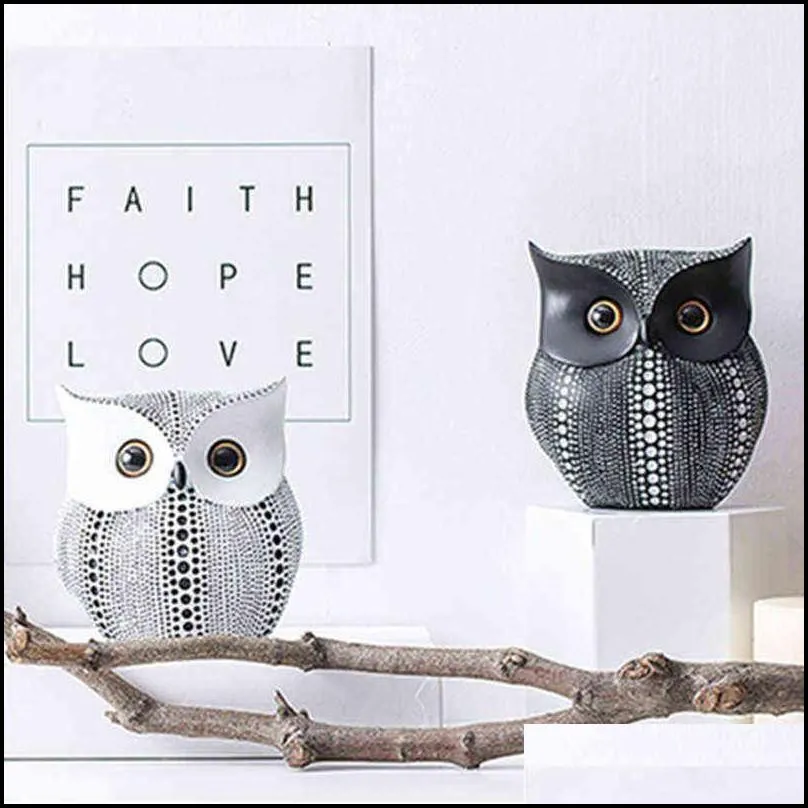 small crafted owl statue bundle with black and white for home decor accents living room bedroom office decoration 211101