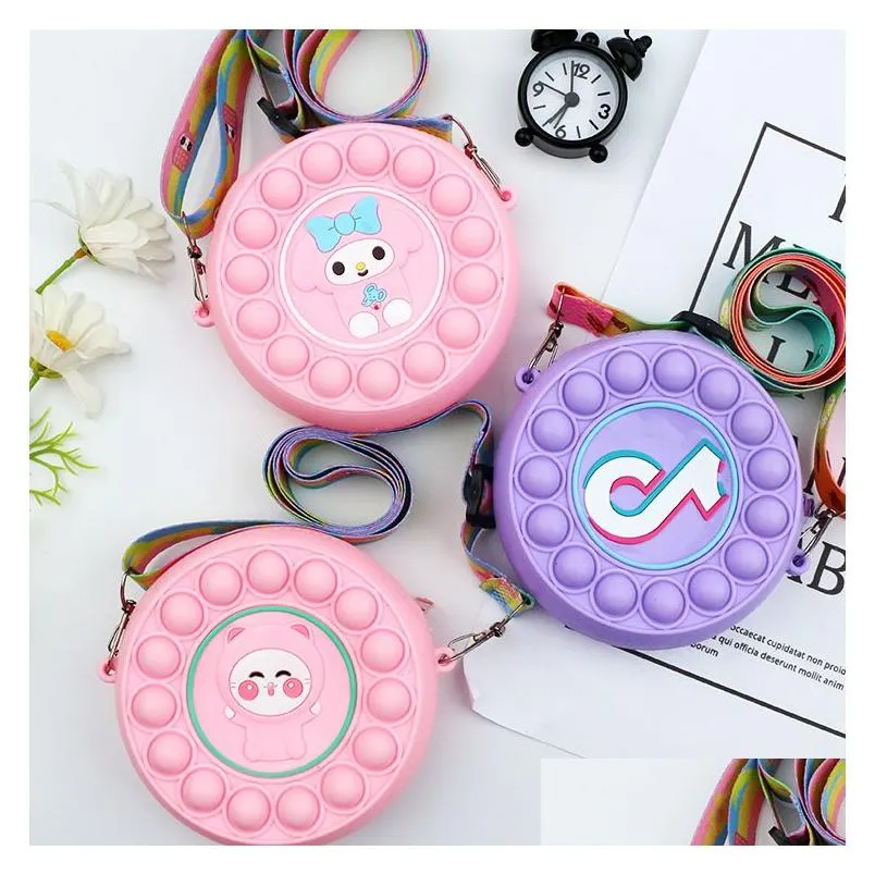  cute handbags childrens silicone headphones satchel childrens coin bag fashion letter shoulder bag square personality tide cool out of the street