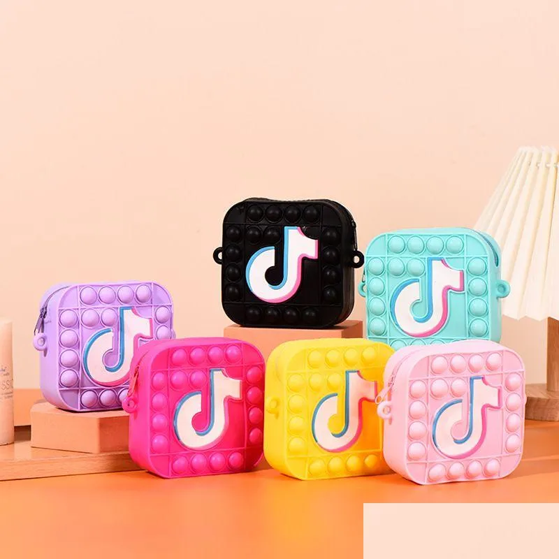  cute handbags childrens silicone headphones satchel childrens coin bag fashion letter shoulder bag square personality tide cool out of the street